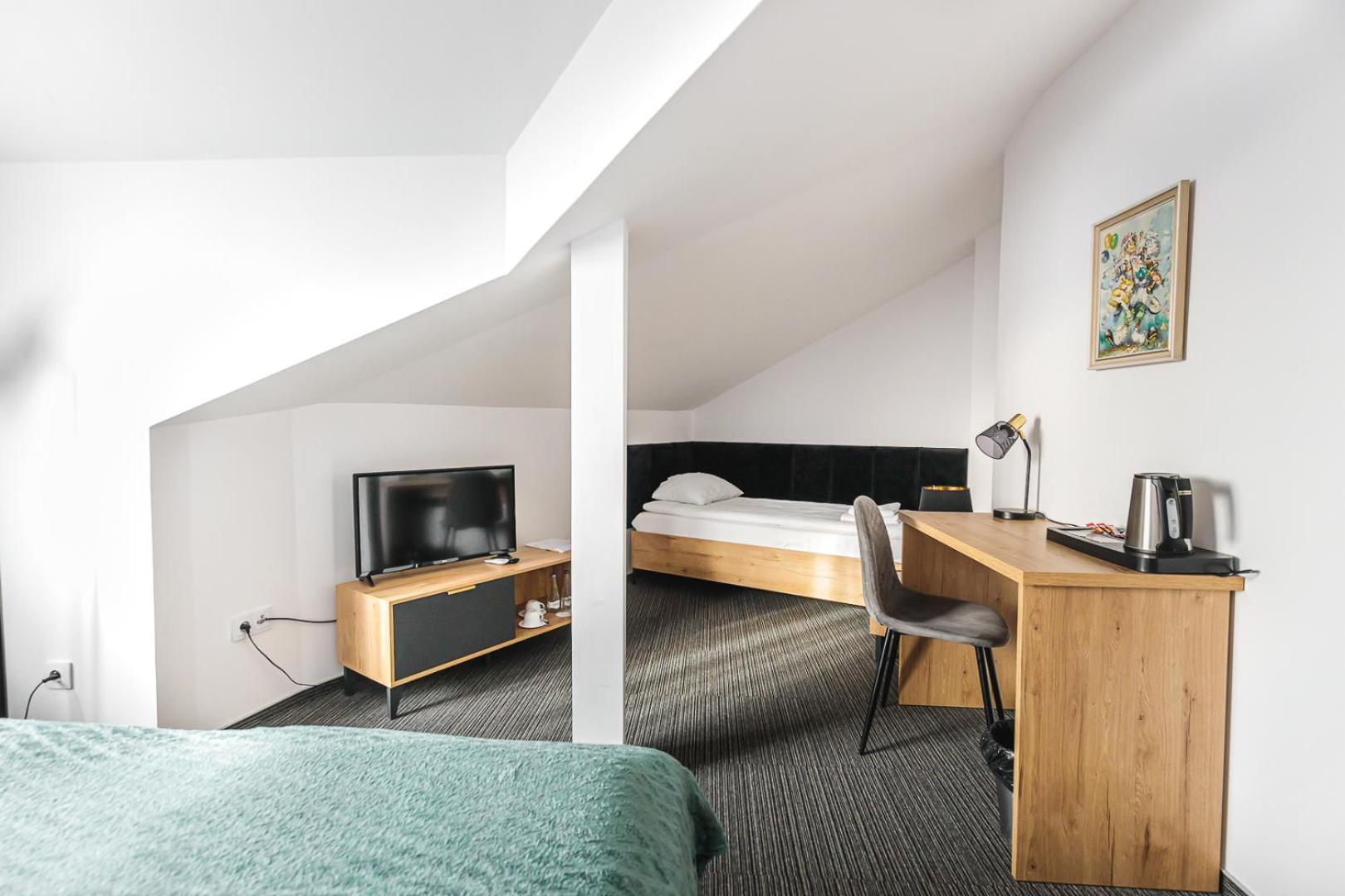 Hotel Akwawit Leszno  Bagian luar foto