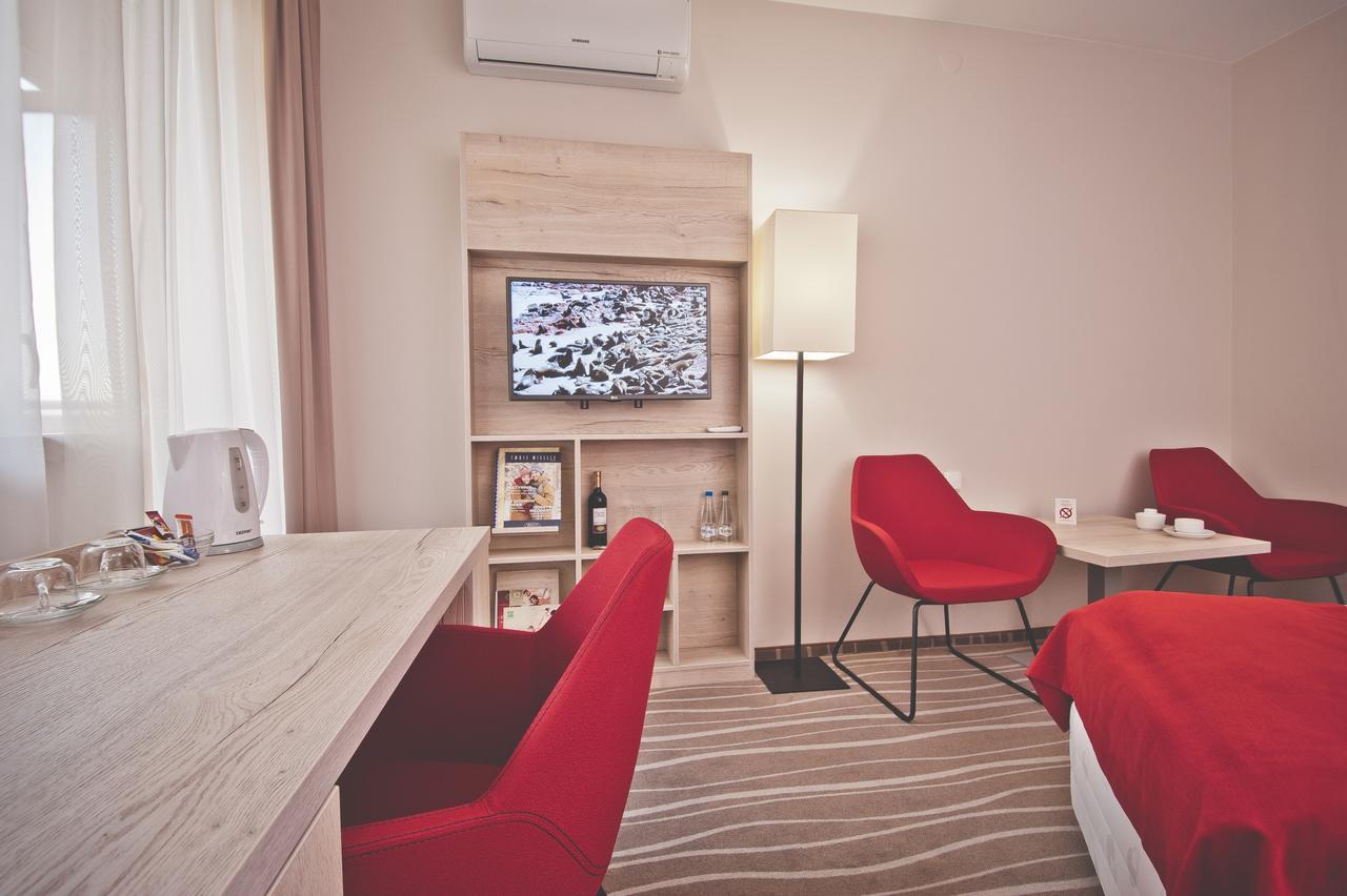 Hotel Akwawit Leszno  Bagian luar foto